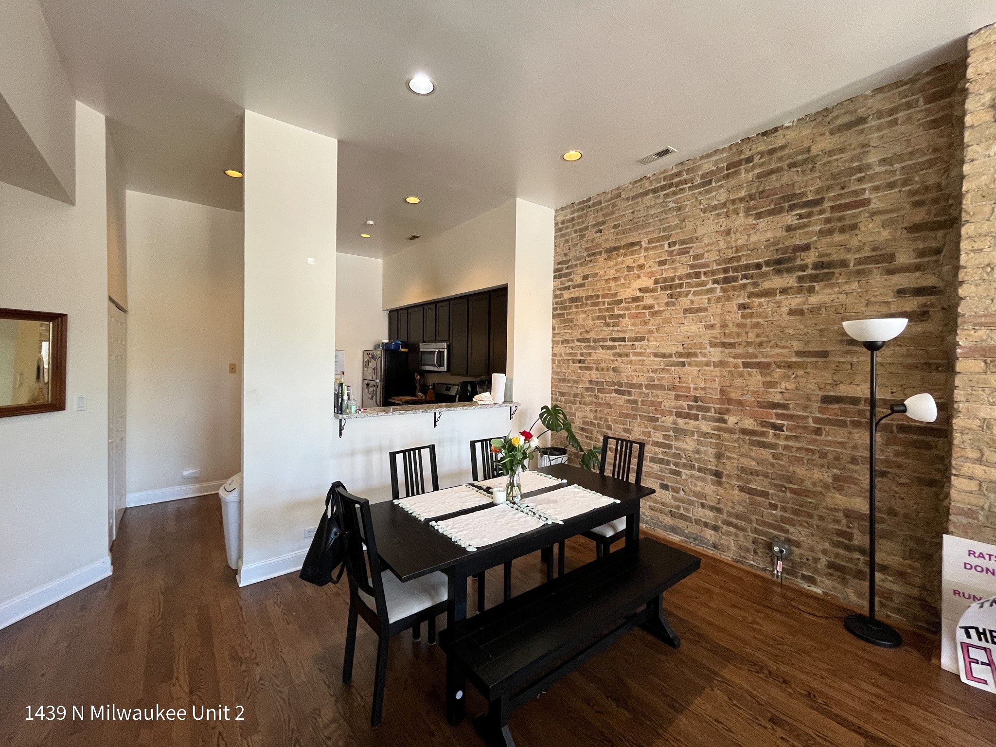 1439 N. Milwaukee Ave 1439 N. Milwaukee Ave, Chicago 60622 West Town - Leasing by Cross Street